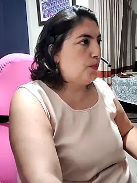 lina maria99 online show from September 28, 12:05 am