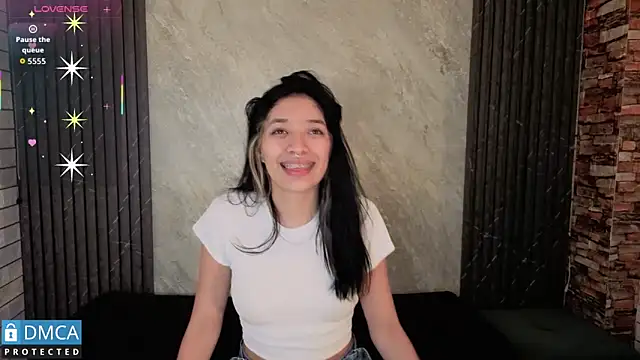 stepha   online show from December 5, 11:19 am