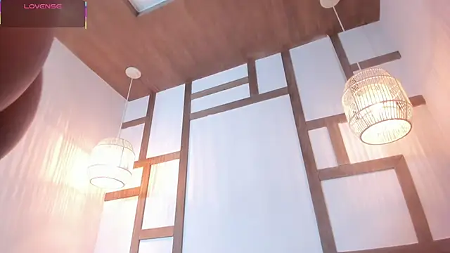 HannahMontgomery online show from September 14, 12:10 am