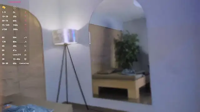 HannahMontgomery online show from March 16, 4:22 pm