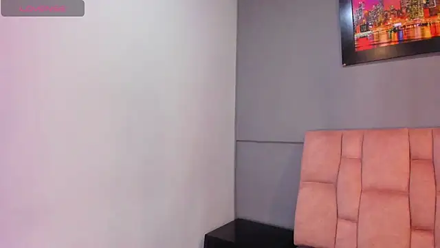 CharlotteCottin online show from November 28, 11:02 am