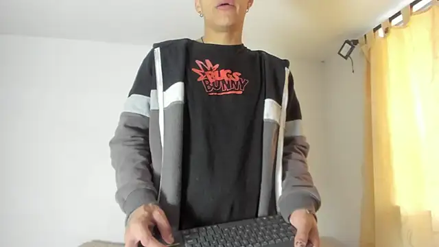 wyatt 3 online show from October 2, 12:01 pm