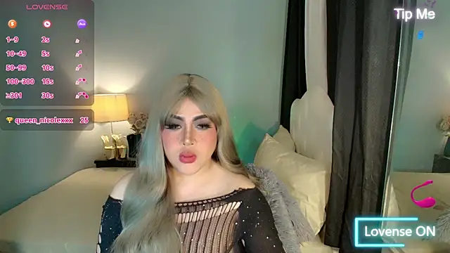 Snapshot of Unforgettable_Maria chatting on November 5, 3:39 am Unforgettable Maria online show from November 5, 3:39 am