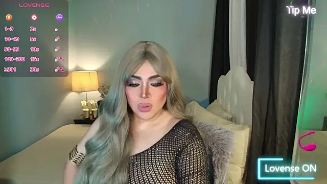 Snapshot of Unforgettable_Maria chatting on November 9, 7:39 am Unforgettable Maria online show from November 9, 7:39 am