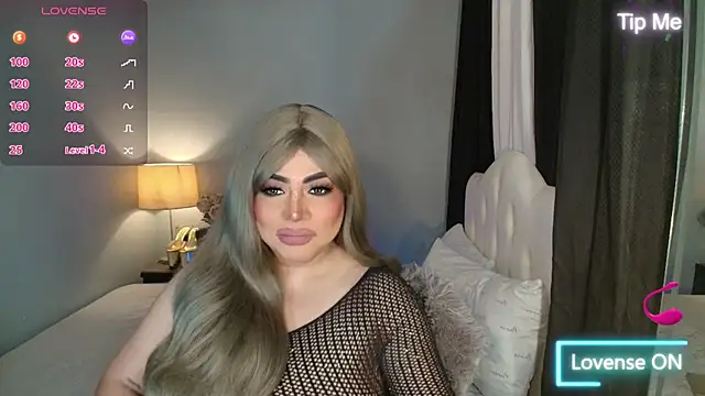 Snapshot of Unforgettable_Maria chatting on November 26, 3:40 am Unforgettable Maria online show from November 26, 3:40 am