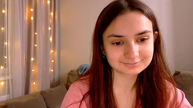 Snapshot of Lelia_Vibe chatting on January 6, 6:00 pm Lelia Vibe online show from January 6, 6:00 pm