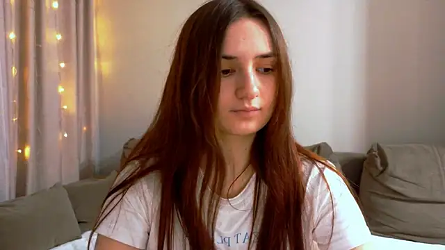 Snapshot of Lelia_Vibe chatting on January 8, 5:37 pm Lelia Vibe online show from January 8, 5:37 pm