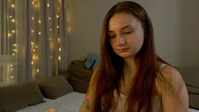 Snapshot of Lelia_Vibe chatting on March 18, 4:43 pm Lelia Vibe online show from March 18, 4:43 pm