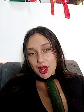 Snapshot of Naughty_Samantha chatting on September 24, 3:37 pm Naughty Samantha online show from September 24, 3:37 pm