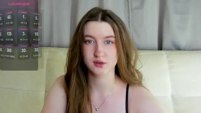 Snapshot of MissFoxy_Ti chatting on October 17, 1:09 am MissFoxy Ti online show from October 17, 1:09 am