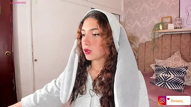 Anseru  online show from January 9, 12:52 pm