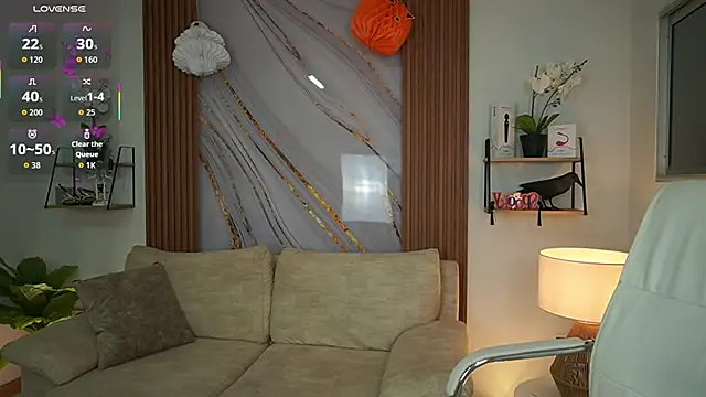 Snapshot of MilaCrave chatting on October 23, 11:42 am MilaCrave online show from October 23, 11:42 am