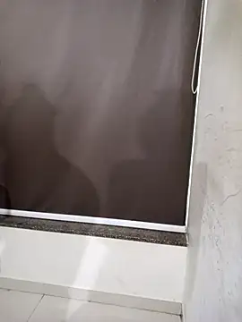 Queen Oggy online show from February 27, 6:02 am