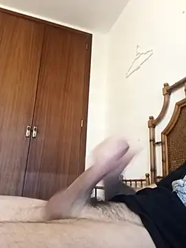 Snapshot of DannySastre91 chatting on October 1, 7:25 am DannySastre91 online show from October 1, 7:25 am