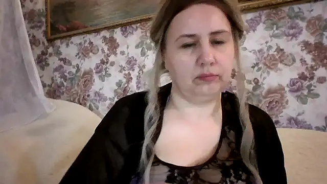 LustyyX online show from April 22, 4:08 pm