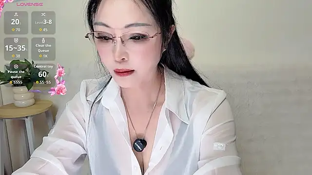 Hua Hua 0 online show from September 20, 12:39 pm