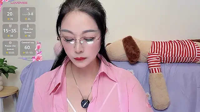 Hua Hua 0 online show from September 28, 12:21 pm