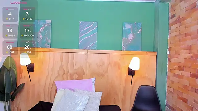 halleylorens online show from March 20, 12:21 pm