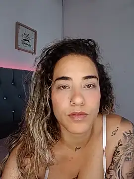 Snapshot of Miss-Melina chatting on September 14, 7:57 pm Miss-Melina online show from September 14, 7:57 pm