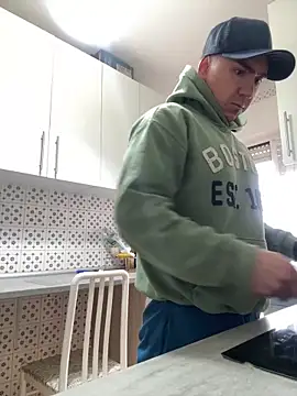 Latinhot31 online show from March 11, 7:58 am