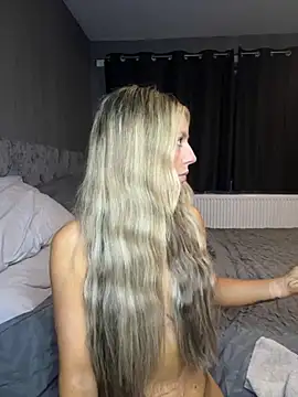 Snapshot of sammie-99 chatting on September 19, 9:04 pm sammie-99 online show from September 19, 9:04 pm