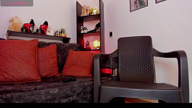 valery 14  online show from April 23, 7:05 pm