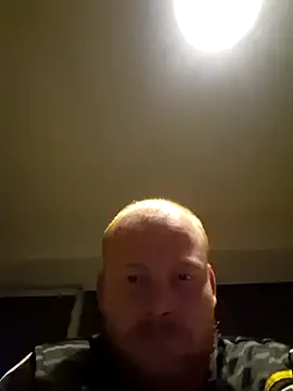Snapshot of svenni2525 chatting on October 14, 9:37 pm svenni2525 online show from October 14, 9:37 pm