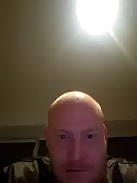 svenni2525 online show from October 26, 12:38 am