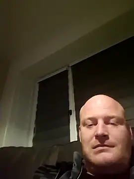 svenni2525 online show from December 1, 6:13 pm