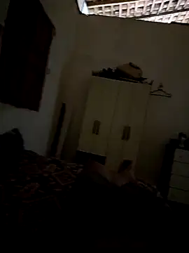 Snapshot of hendy692 chatting on November 7, 3:28 am hendy692 online show from November 7, 3:28 am