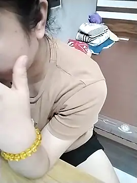 Mie rose online show from April 15, 2:18 am