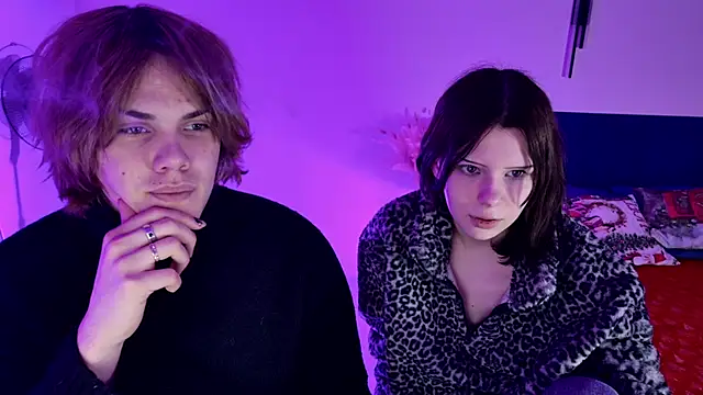 Bonnie And C1yde online show from January 18, 2:21 pm