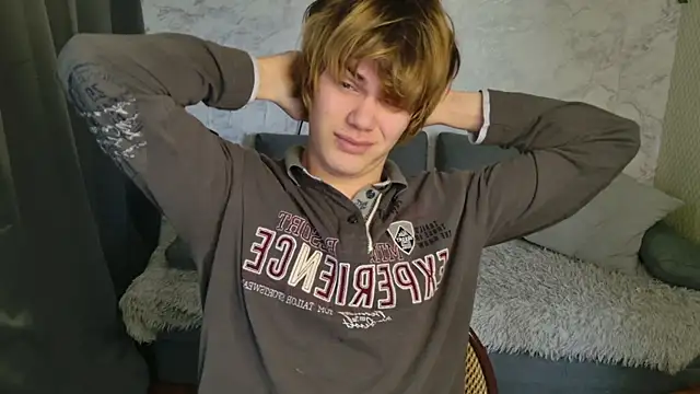 Bonnie And C1yde online show from April 15, 5:14 am