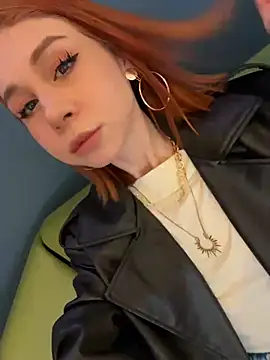 RosieSecret online show from April 18, 8:07 am