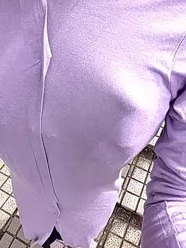 pink-mai online show from April 19, 12:33 am