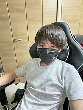Snapshot of jiji9253 chatting on May 22, 12:55 pm jiji9253 online show from May 22, 12:55 pm