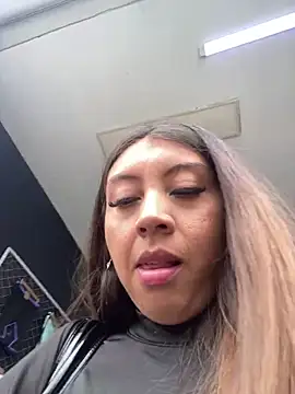 Sara-cooper2 online show from March 19, 4:44 pm