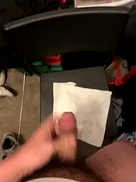 gucky25 online show from October 6, 1:19 pm