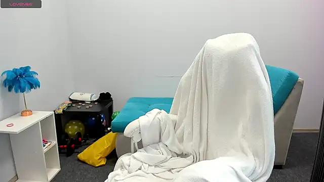 Snapshot of juliamurr_18 chatting on November 19, 1:16 am juliamurr 18 online show from November 19, 1:16 am