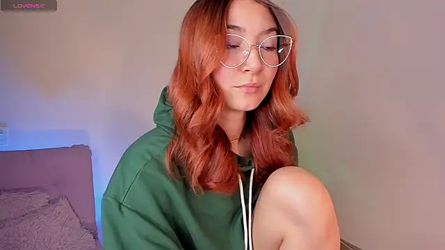 Snapshot of Isis-Blaze chatting on September 17, 9:16 pm Isis-Blaze online show from September 17, 9:16 pm