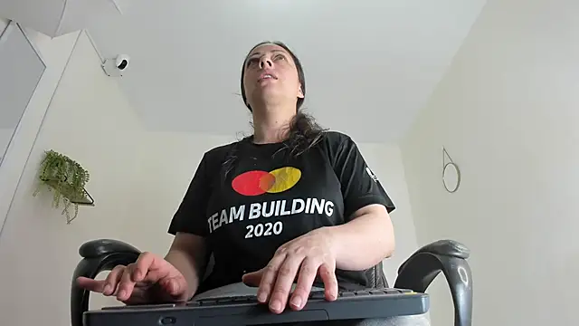 Snapshot of Katia_gh chatting on October 30, 11:22 am Katia gh online show from October 30, 11:22 am