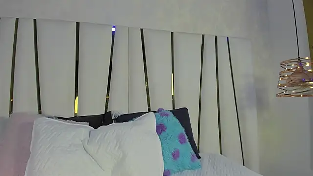 bonnie sm online show from September 13, 11:43 am