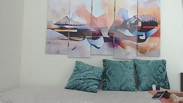 FLAKIS18 online show from April 22, 10:00 pm