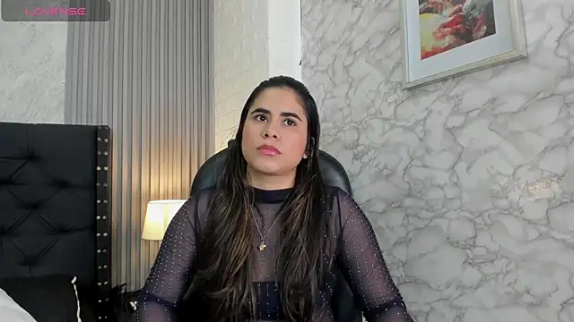Snapshot of alicy__torres chatting on April 24, 12:18 pm alicy torres online show from April 24, 12:18 pm