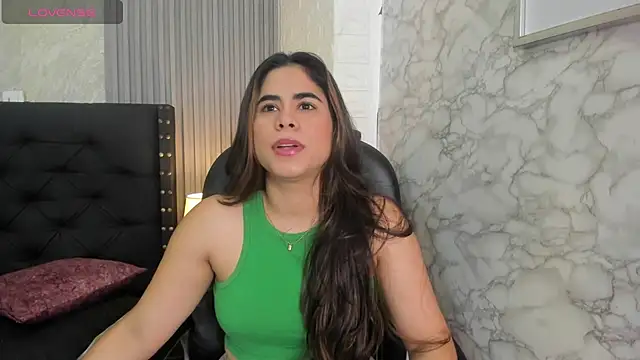 Snapshot of alicy__torres chatting on May 6, 11:59 am alicy torres online show from May 6, 11:59 am