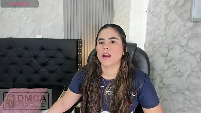 Snapshot of alicy__torres chatting on May 26, 12:23 pm alicy torres online show from May 26, 12:23 pm