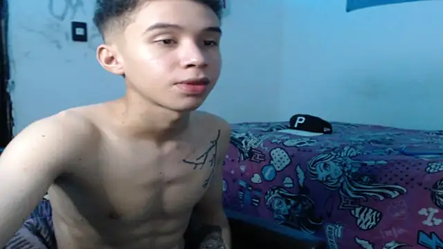 whiteboy69902 online show from October 23, 5:12 pm