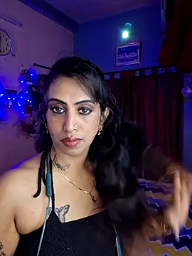 Love Beauty01 online show from March 31, 6:30 pm