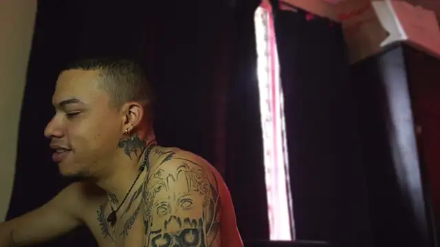 AlphaMasterXxx online show from February 12, 5:08 pm