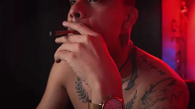 AlphaMasterXxx online show from February 16, 3:02 am